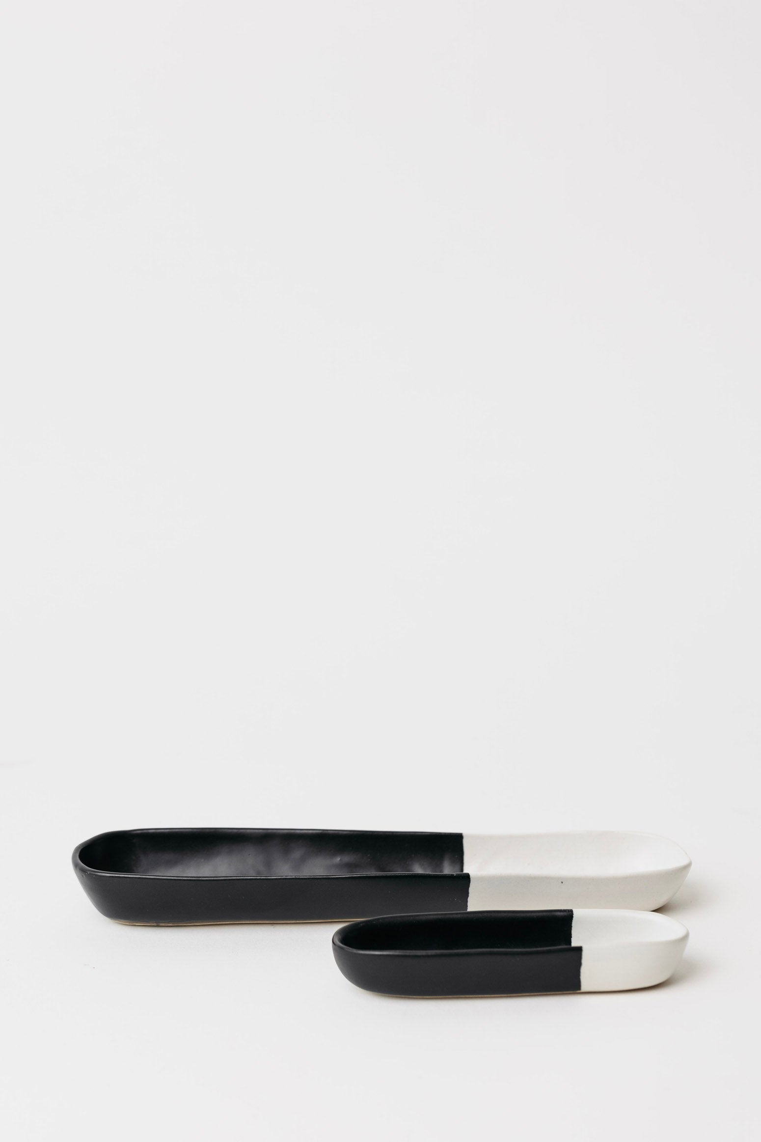 Dawson Olive Bowl - Matte Black/White - Set of 2