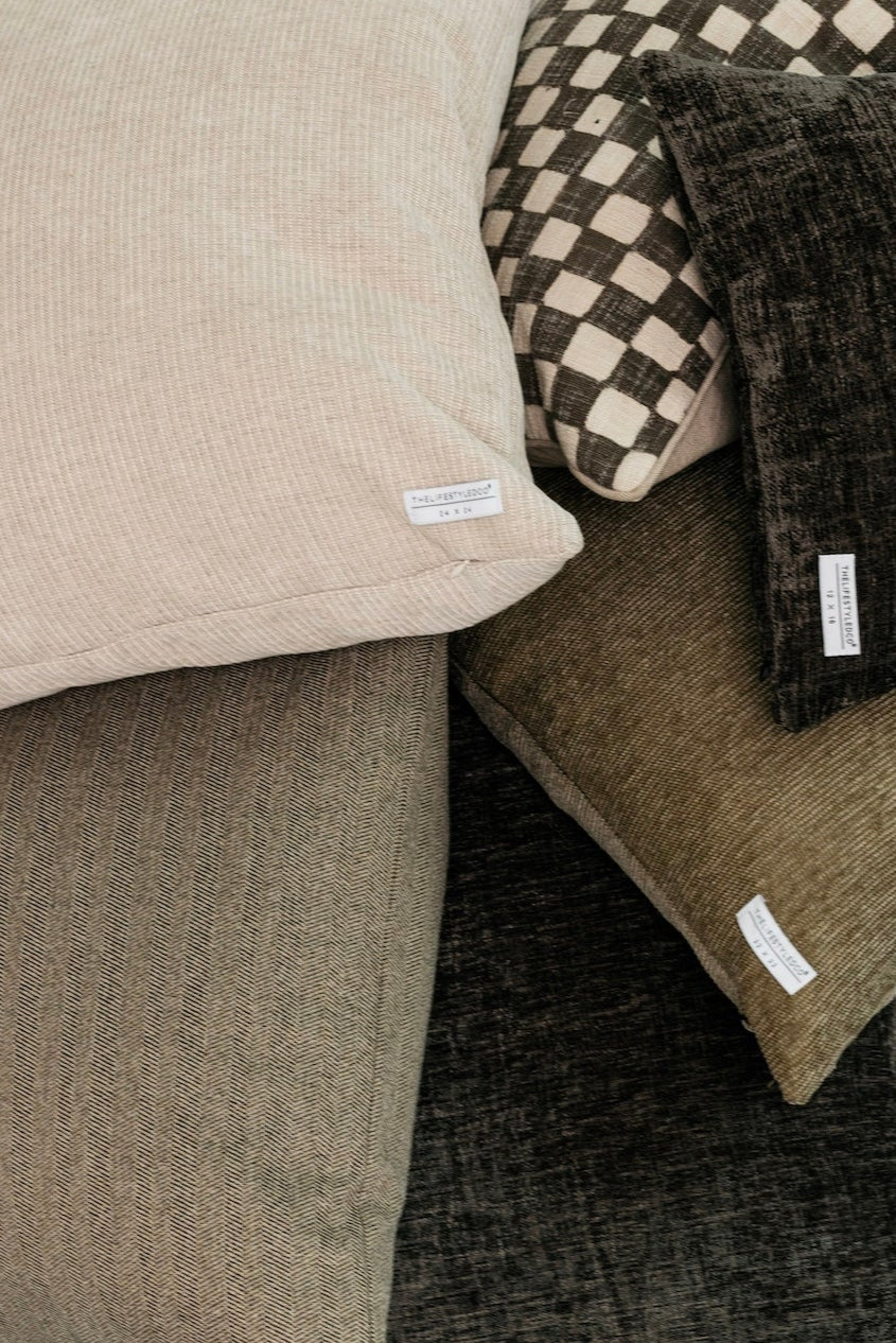 Carys Chenille Pillow