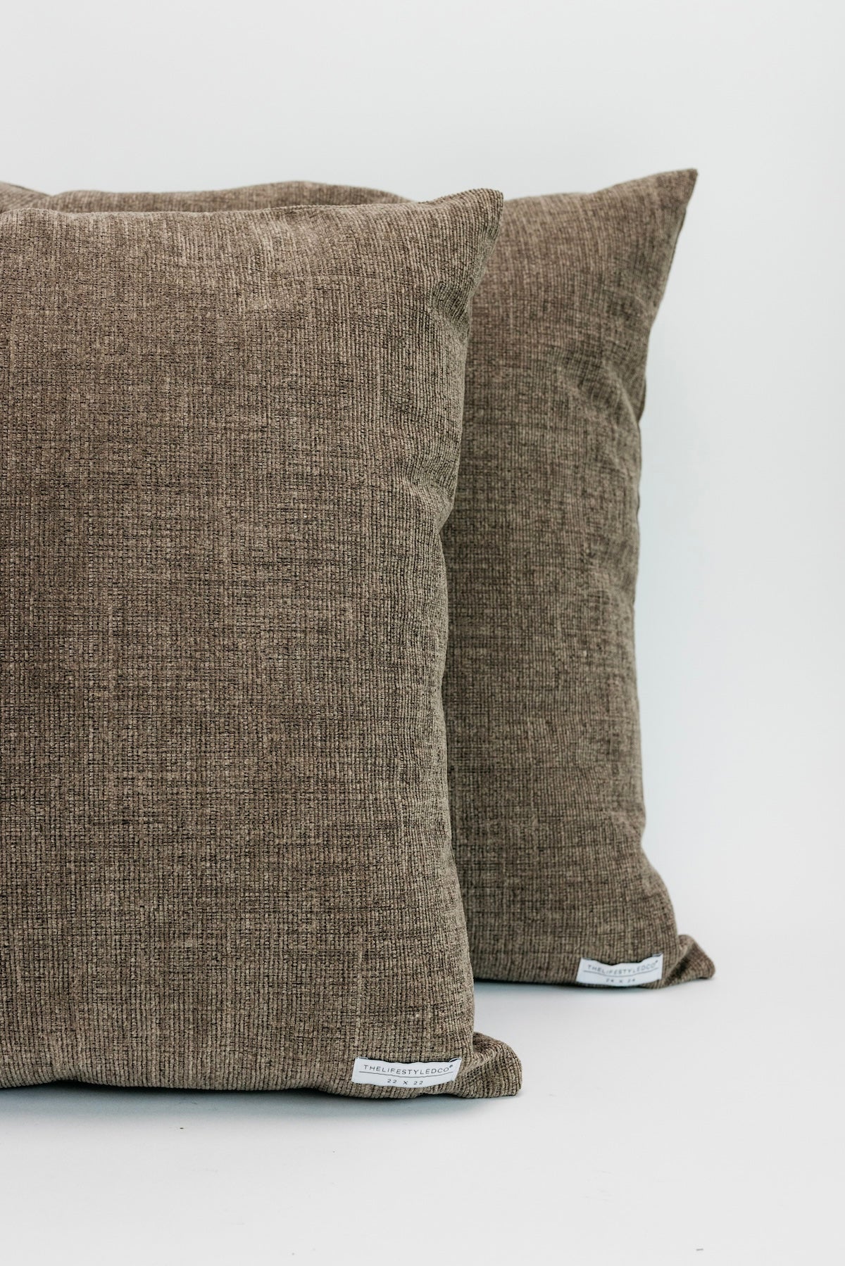 Aveline Pillow