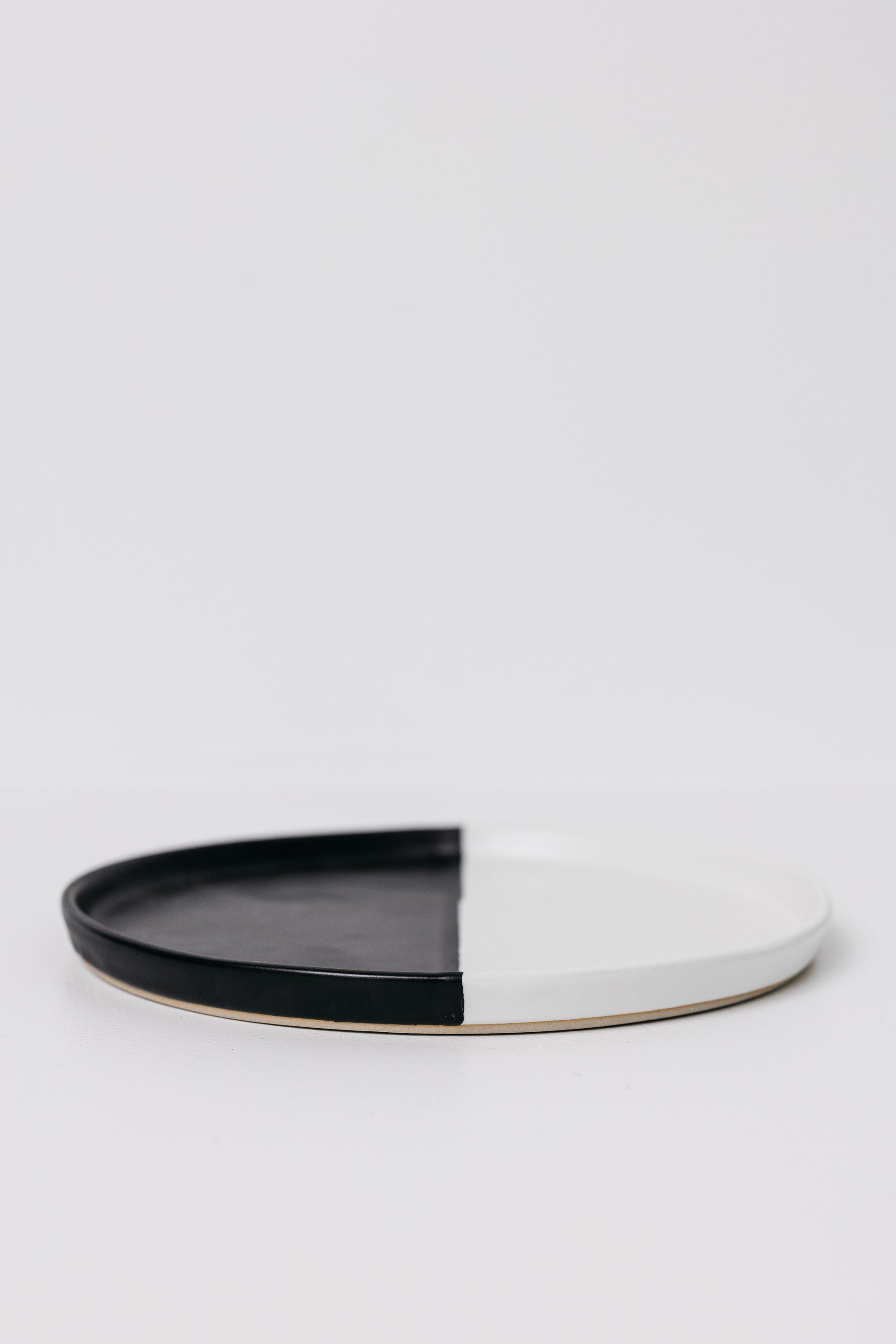 Dawson Appetizer Plate - Matte Black/White - Set of 6