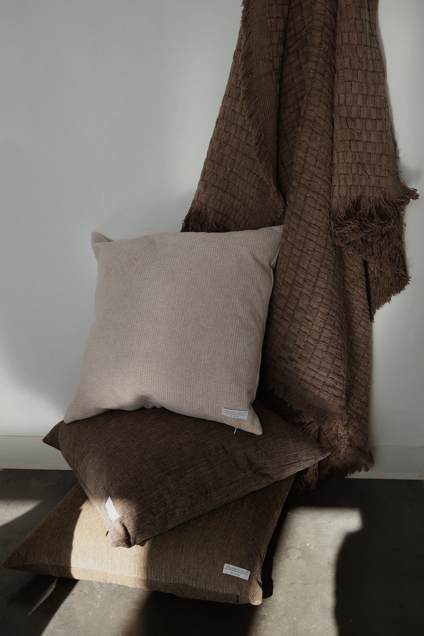 Aveline Pillow