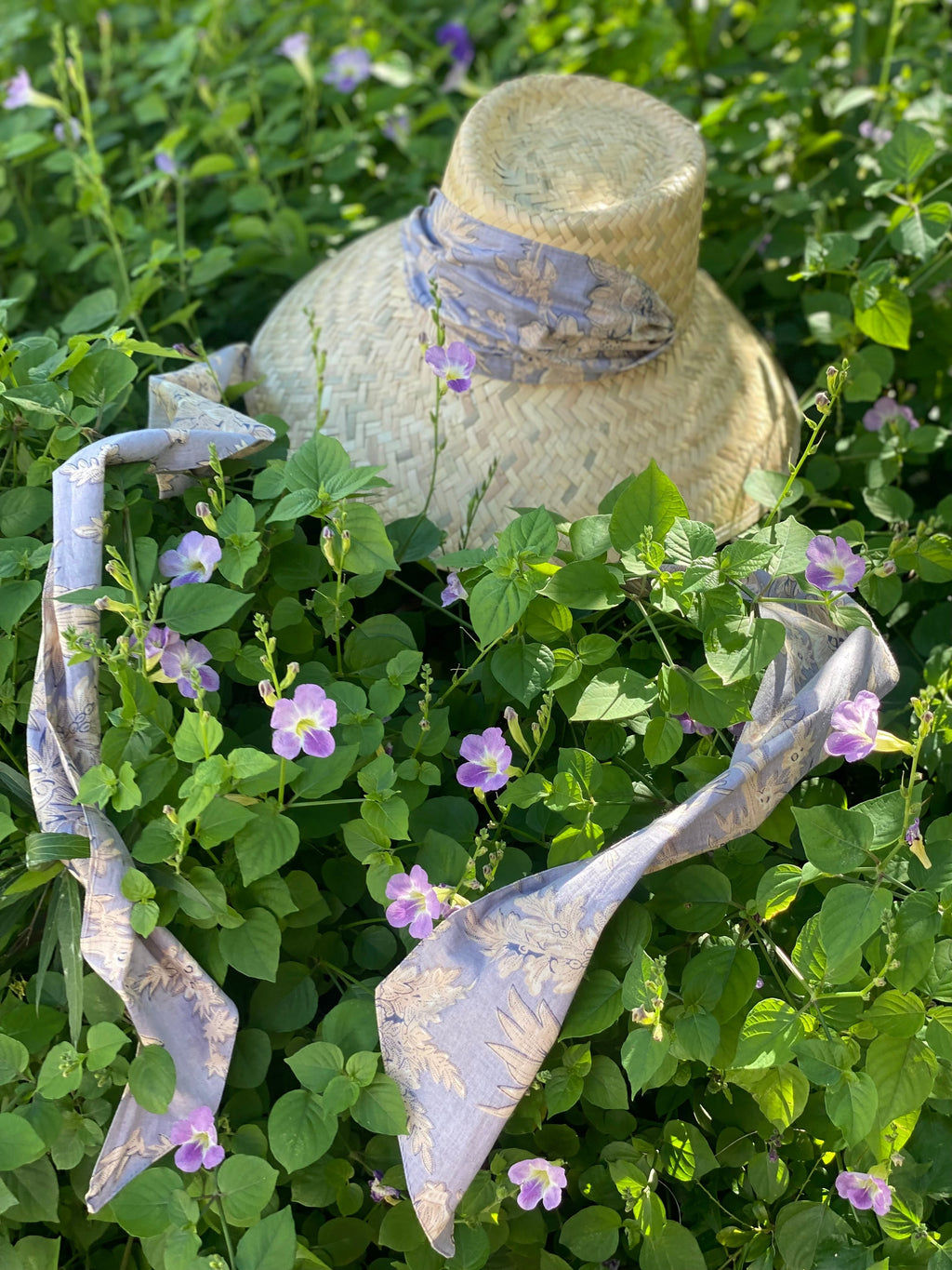 Amaryllis Sun Hat - Antique Eyelet Scallop Lace Ribbon