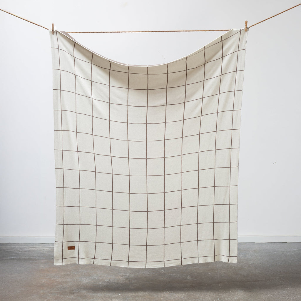 100% Cotton Knitted Throw - Double-Sided Grid in Latte and Cream