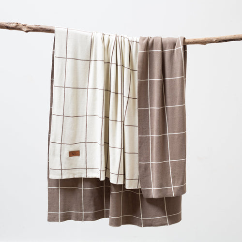 100% Cotton Knitted Throw - Double-Sided Grid in Latte and Cream